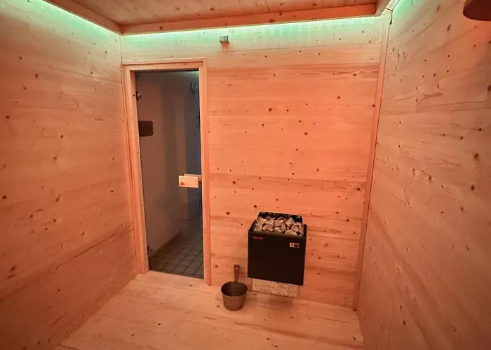 Smart B&b2 Bb2 311 ホテル